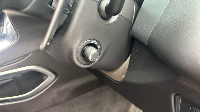 Jaguar F-Pace 2.0 D200 R-Dynamic SE 5dr Auto AWD Diesel Estate